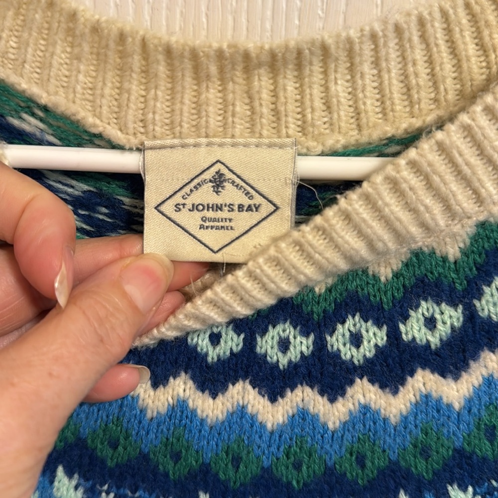 St. John’s Bay Women’s Medium Sweater Long Sleeve Geometric Knit Warm Winter Ski - Picture 5 of 11